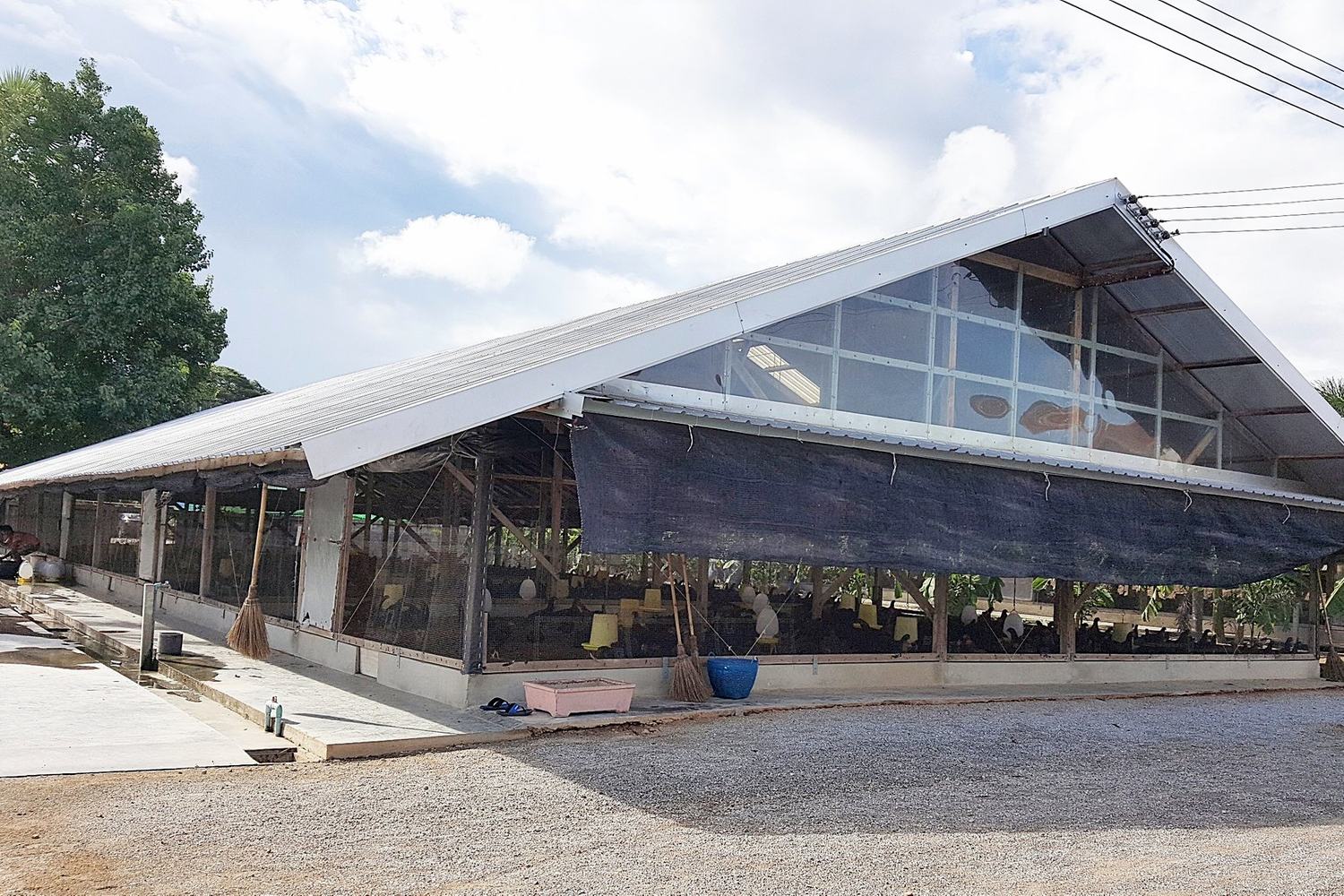 โรงเรือนเลี้ยงไก่